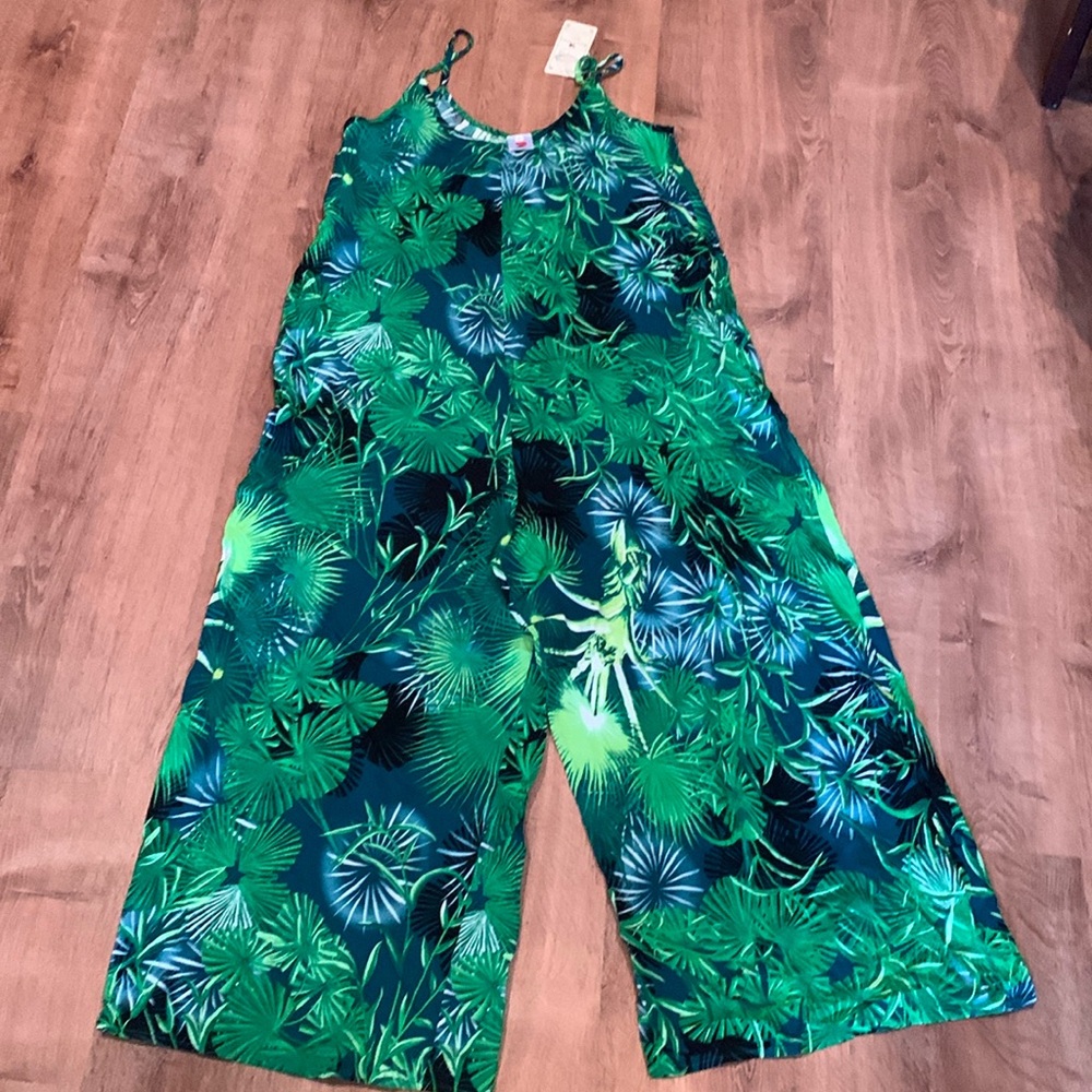 Buenos Ninos Plant Pattern Jumpsuit
